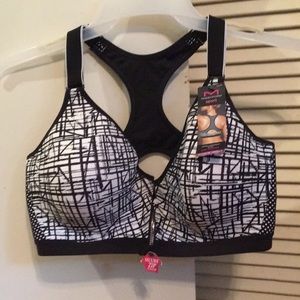 Maidenform Medium Impact Sports Bra NWT